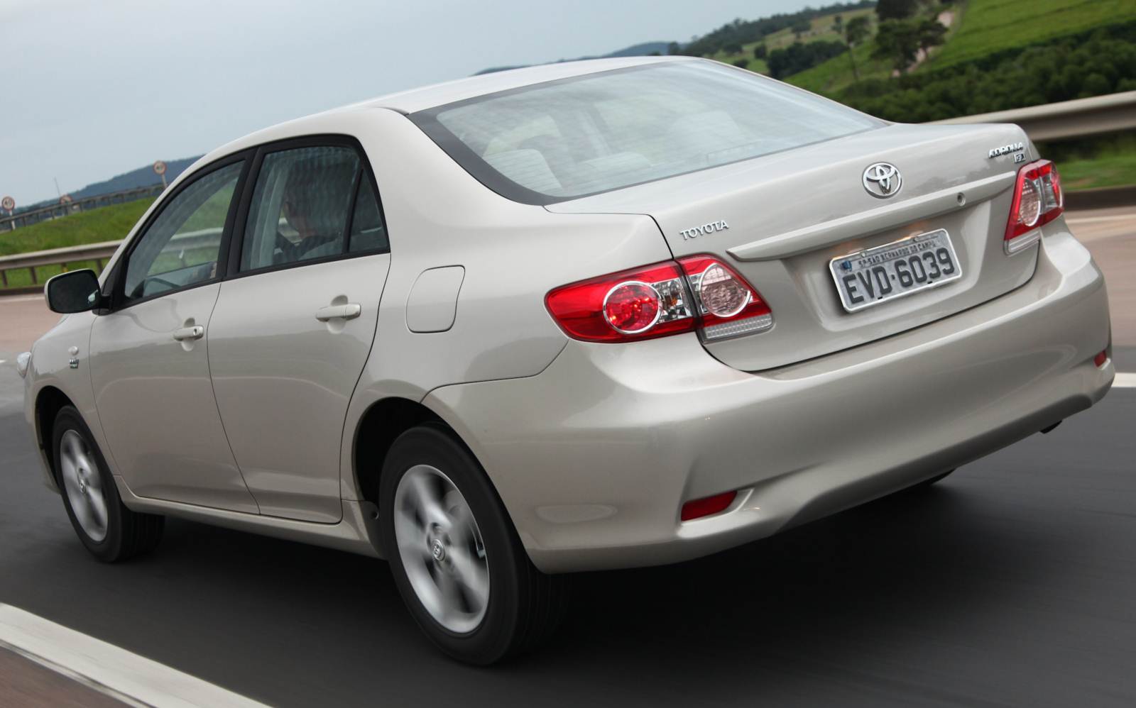 Corolla e150
